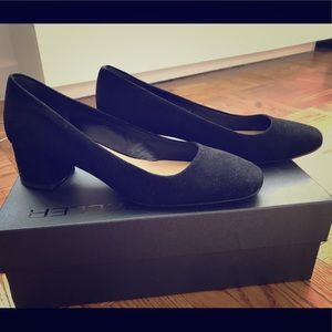 Suede chunk high heel Never Worn